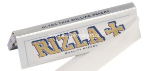 Foite RIZLA ULTRA THIN pentru rulat tutun