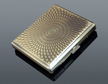 tabachera cu gravura